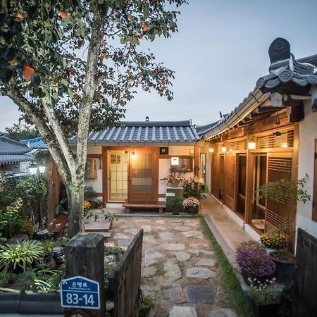 Hanok Story Guesthouse جيونجو المظهر الخارجي الصورة
