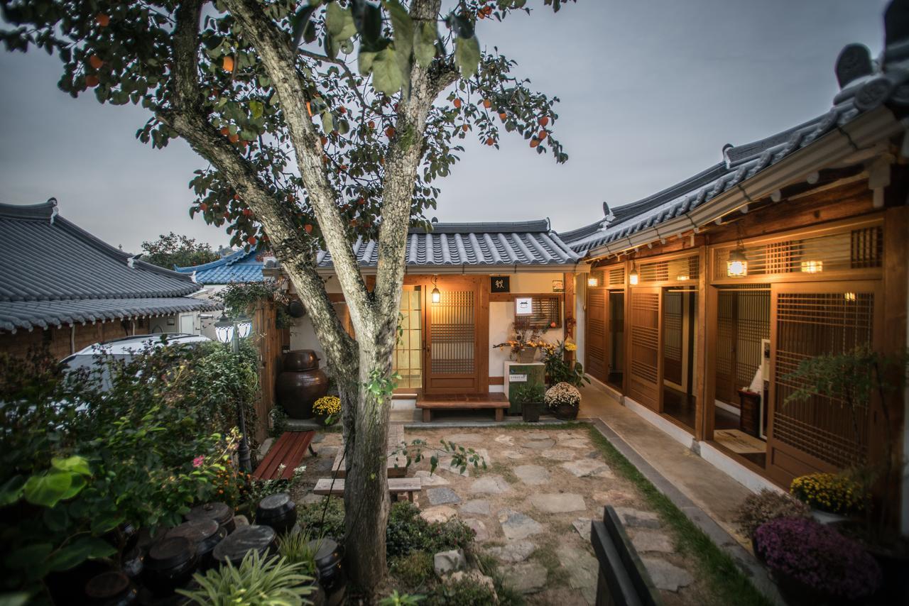 Hanok Story Guesthouse جيونجو المظهر الخارجي الصورة