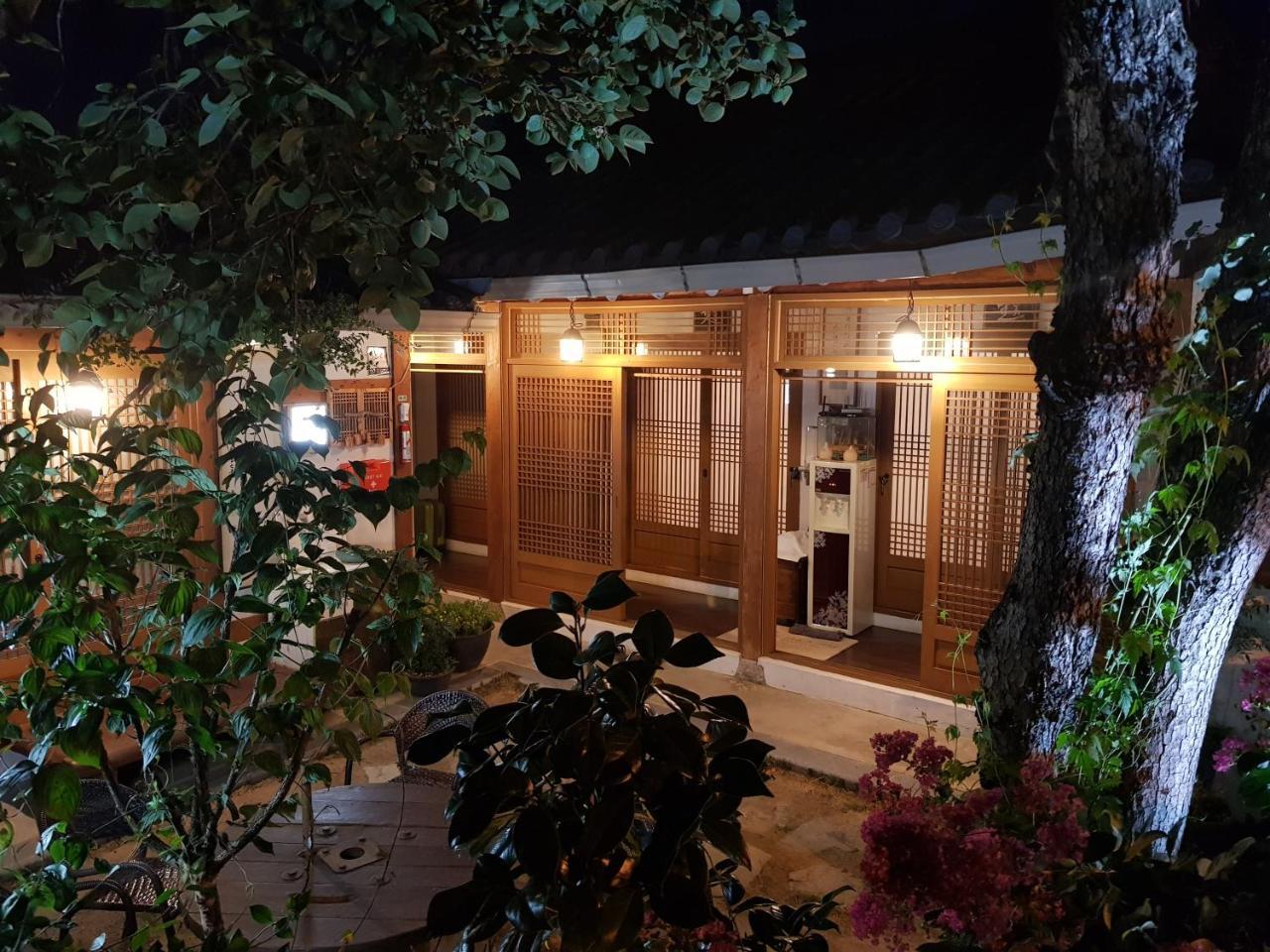 Hanok Story Guesthouse جيونجو المظهر الخارجي الصورة