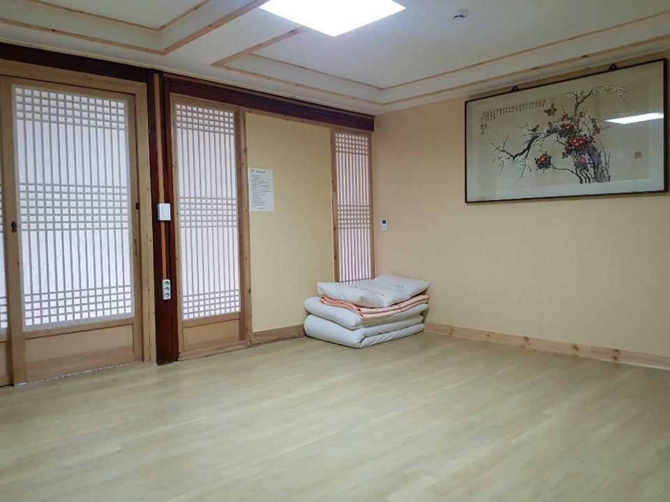 Hanok Story Guesthouse جيونجو المظهر الخارجي الصورة